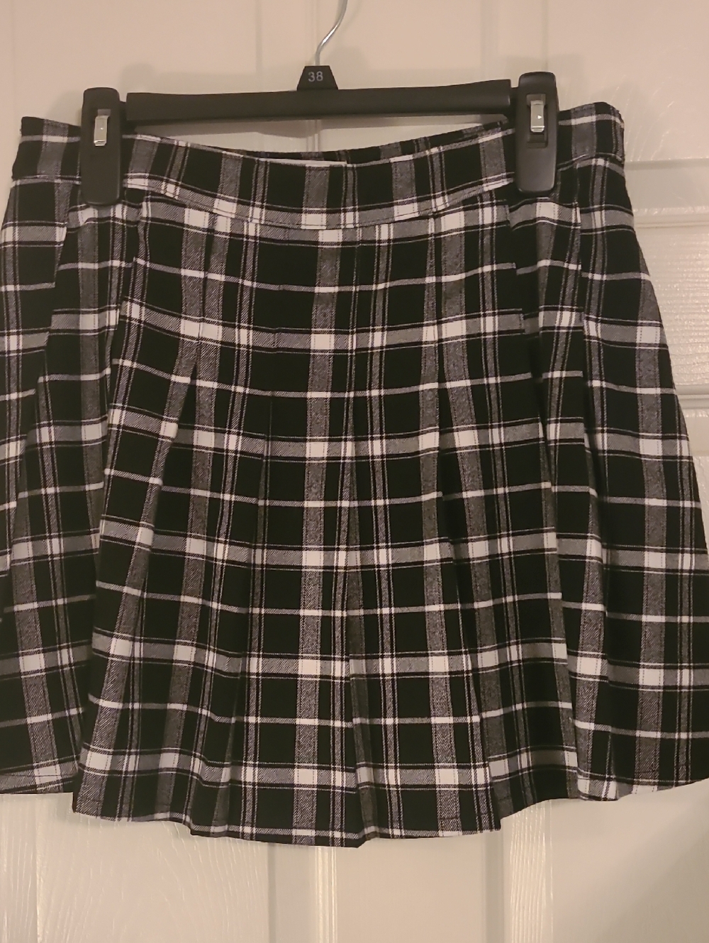 Hollister Black and White Plaid Skater Skirt
